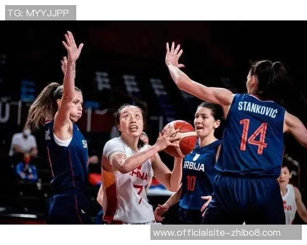 塞尔维亚女篮迎战美国女篮强强对决引发全球关注与期待