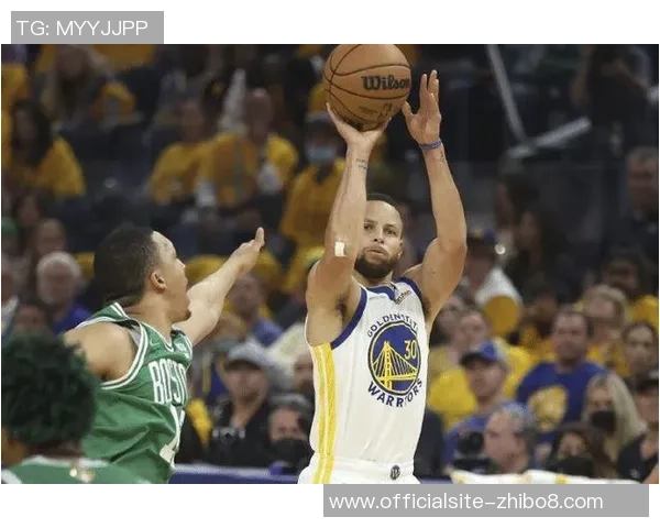 库里三分大赛决赛狂轰20球创历史纪录震惊全场